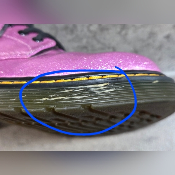 DR. MARTENS 1460 GLITTER J BOOTS. - Picture 9 of 10